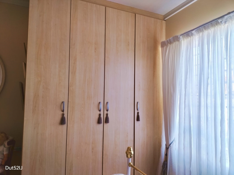 3 Bedroom Property for Sale in Reebok Western Cape